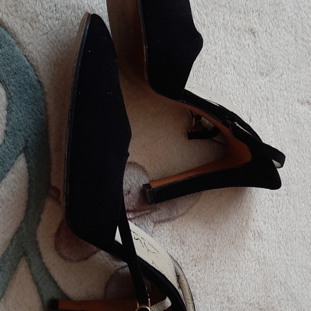 Shoes - Picture 2 of 2